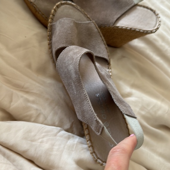 ANDRE’ ASSOUS Brand New Reese Wedges Espradrilles Taupe Suede - Picture 8 of 10